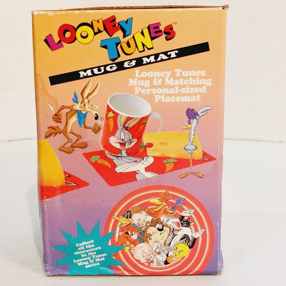 Vtg 1993 Looney Tunes Bugs Bunny Coffee Mug & Personal-sized Mat - Picture 2 of 4